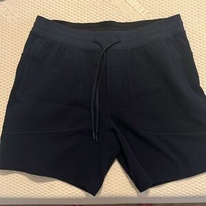 Lululemon At Ease Shorts Navy Blue (XL)